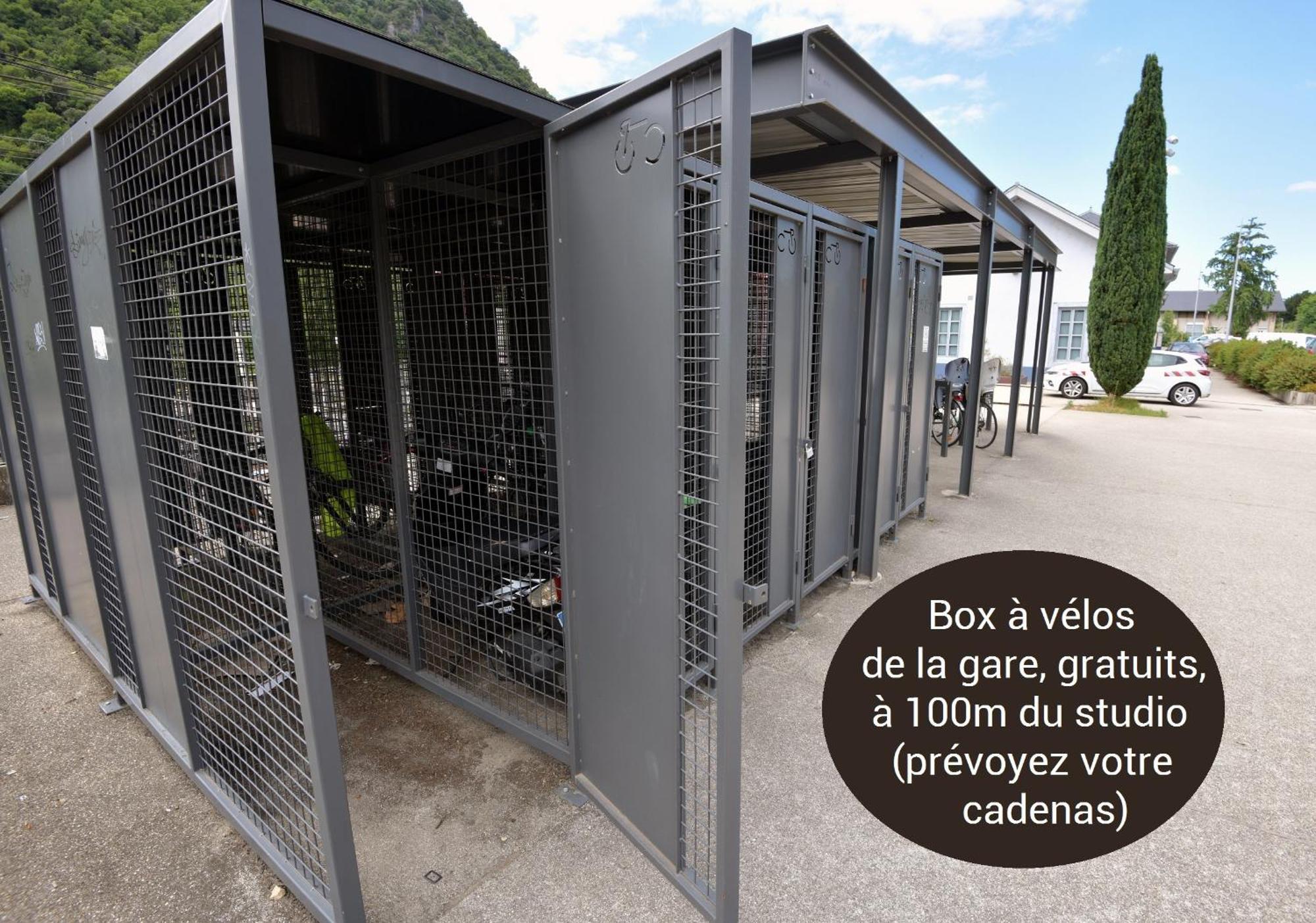 Aux 4 Logis Appart-Hotel - Studio Le Terra - Petit Dejeuner Inclus 1Ere Nuit Foix Eksteriør bilde